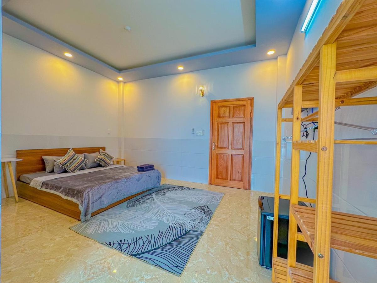 Nhan Tay 2 Hotel Can Tho Exterior photo