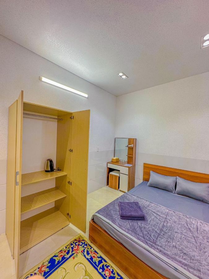 Nhan Tay 2 Hotel Can Tho Exterior photo