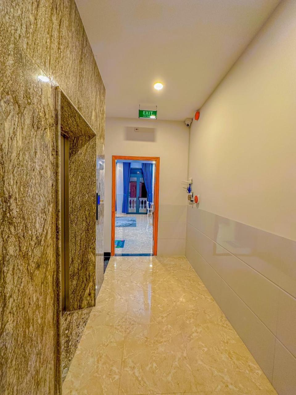 Nhan Tay 2 Hotel Can Tho Exterior photo